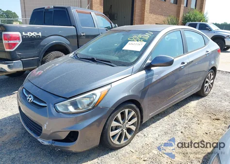2017 Hyundai Accent Value Edition z USA, uszkodzony, nr VIN KMHCT4AE8HU323766